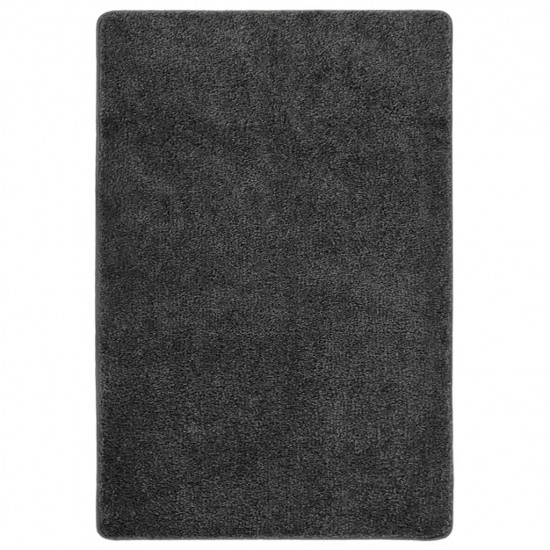 Chlpatý koberec tmavosivý 140x200 cm protišmykový