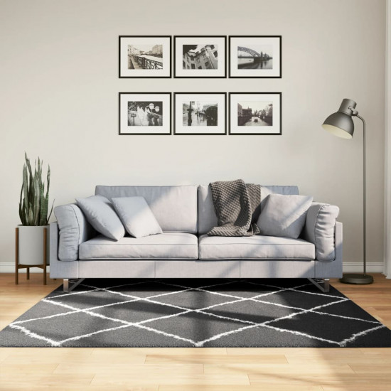 Chlpatý koberec vysoký vlas moderný čierno-krémový 160x160 cm
