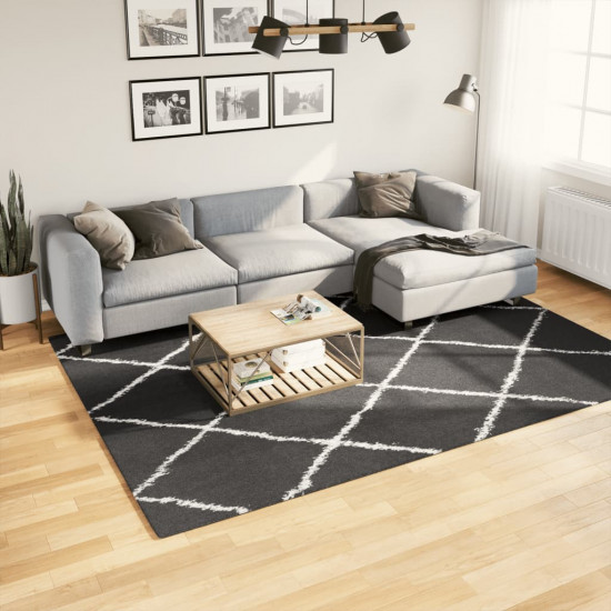 Chlpatý koberec vysoký vlas moderný čierno-krémový 200x280 cm