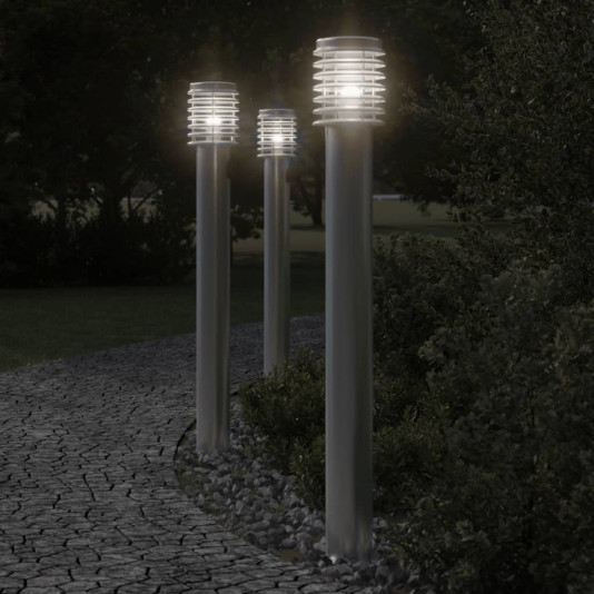 Vonkajšia stojaca lampa zásuvka strieborná 110 cm nehrdz. oceľ