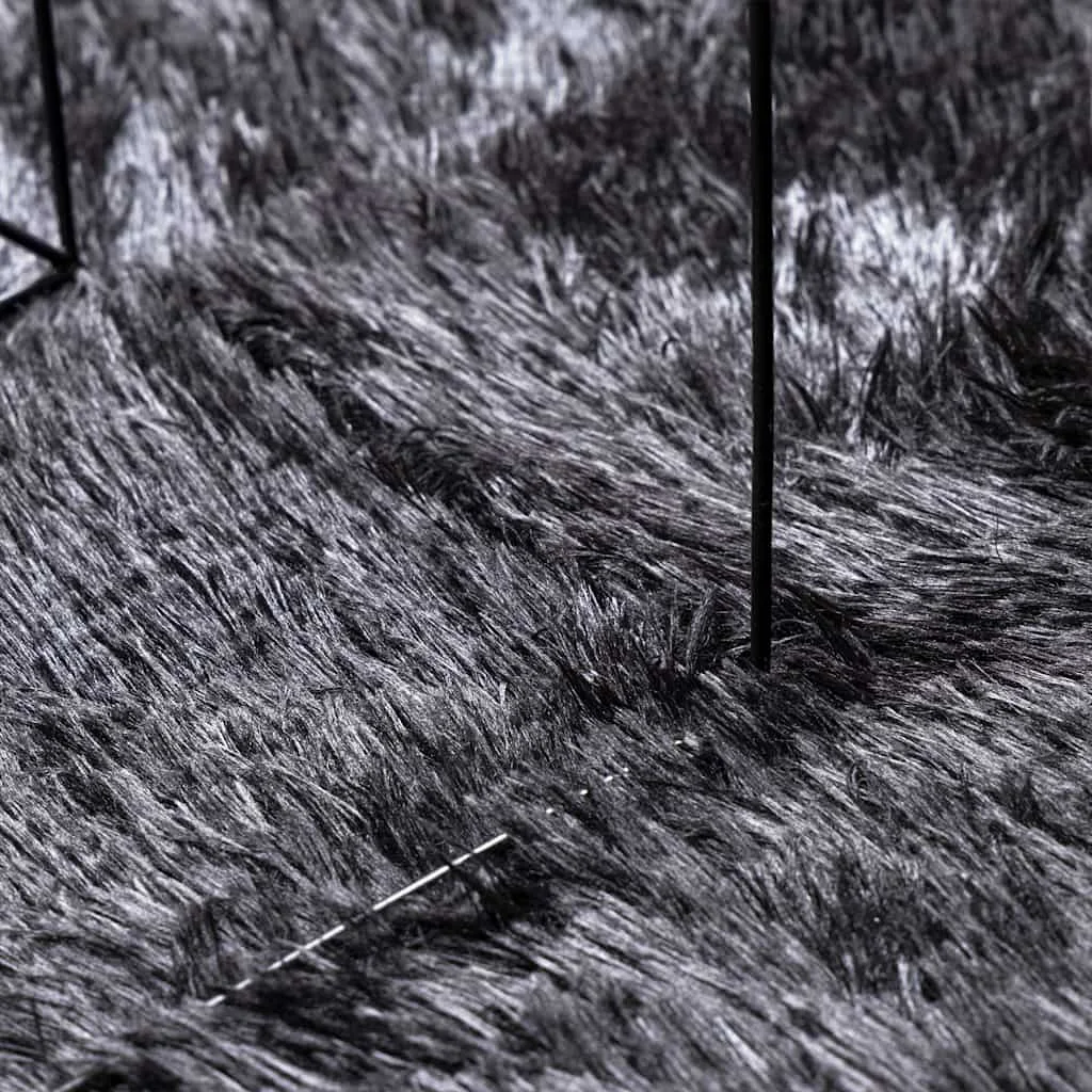 Chlpatý koberec s vysokým vlasom NAVARRA tmavosivá 120x120 cm