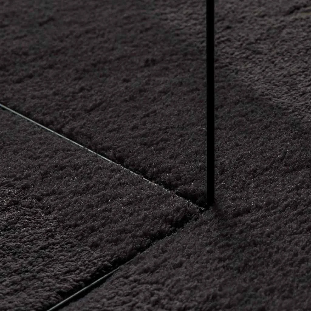 Koberec HUARTE Čierna 200 x 140 cm 100% polyester