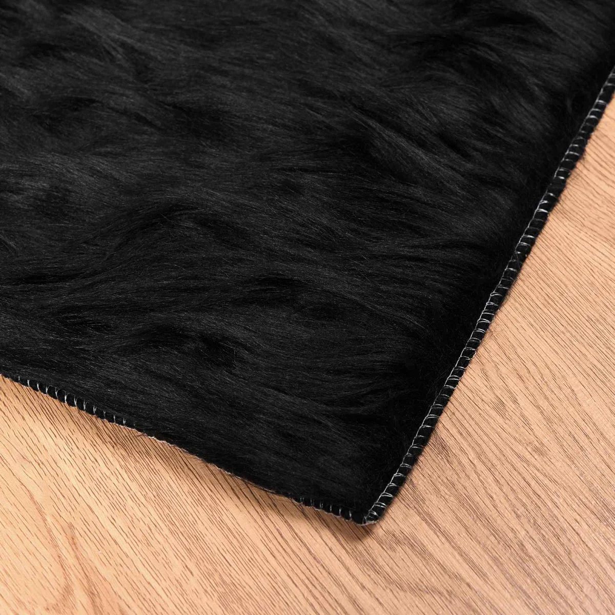 Falošný ovčí kožušinový koberec Tafalla Čierna 200 x 280 cm