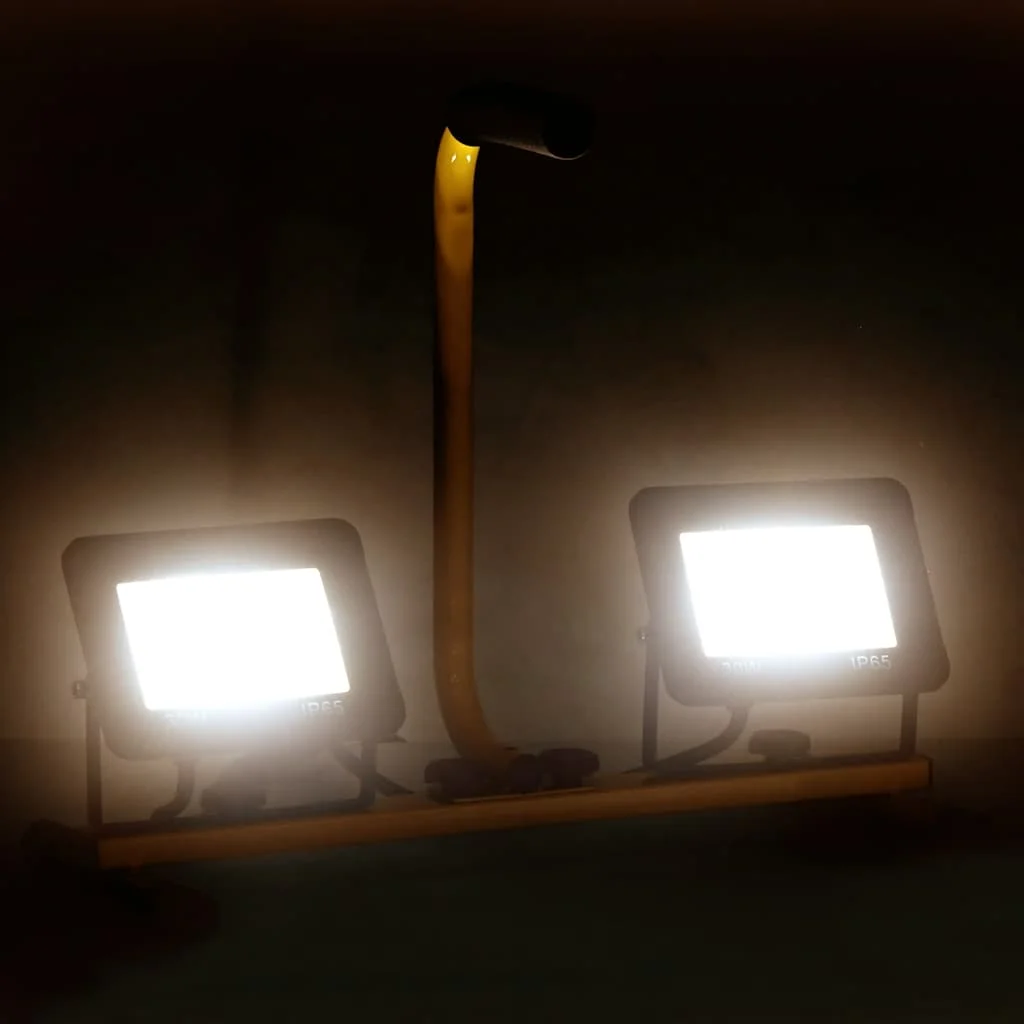 LED reflektor s rukoväťou 2x30 W teplé biele svetlo